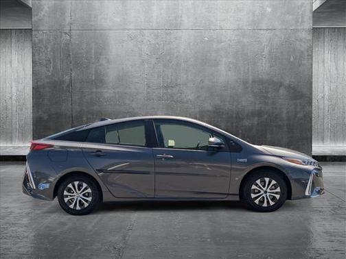 2021 Toyota Prius Prime LE