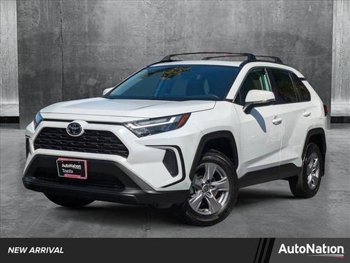 2023 Toyota RAV4 XLE