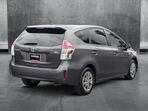 2016 Toyota Prius v Two