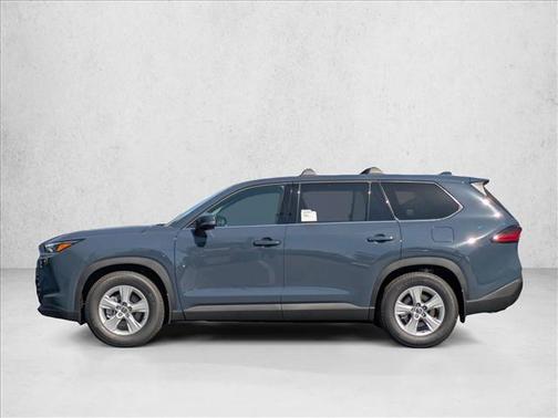 2026 Toyota Highlander LE