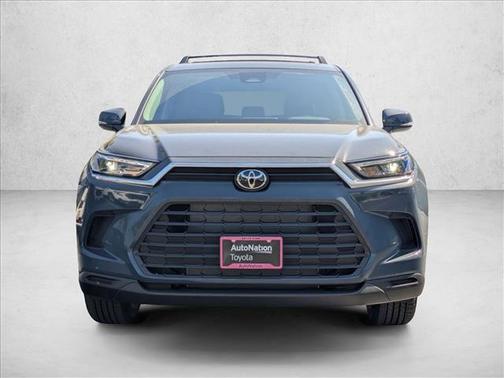 2026 Toyota Highlander LE