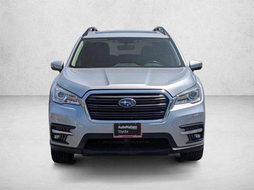 Ice Silver Metallic 2022 Subaru Ascent Limited 8-Passenger