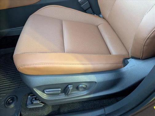 2025 Toyota Crown Signia XLE