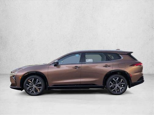 2025 Toyota Crown Signia XLE