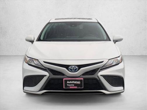 2024 Toyota Camry Hybrid SE