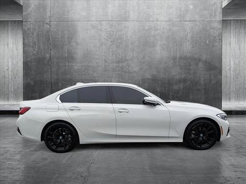 2022 BMW 330 330i