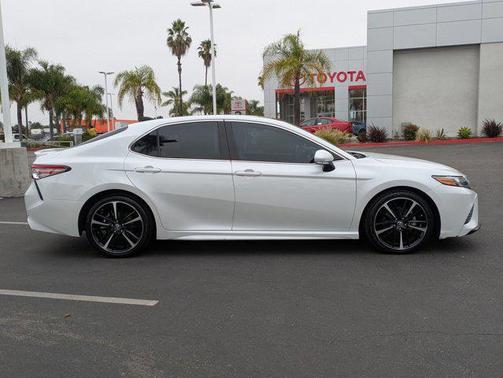 2019 Toyota Camry XSE