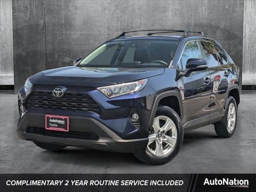 2020 Toyota RAV4 XLE