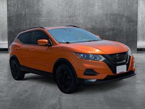 2022 Nissan Rogue Sport SV