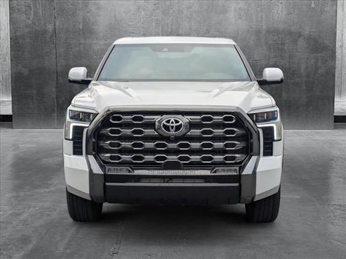 2025 Toyota Tundra Hybrid Platinum