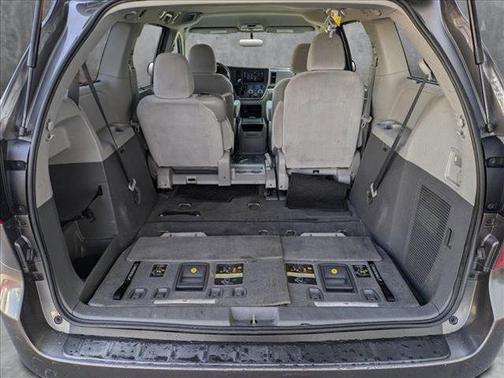2015 Toyota Sienna LE