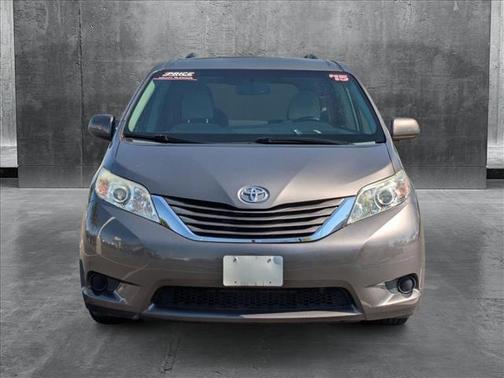 2015 Toyota Sienna LE