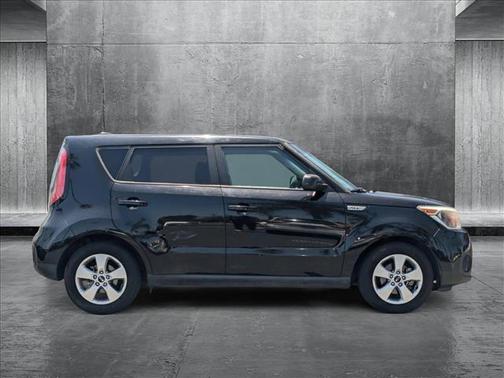 2017 Kia Soul Base