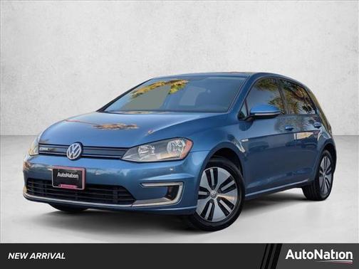 2016 Volkswagen e-Golf SE