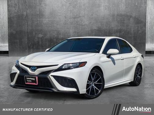 2024 Toyota Camry Hybrid SE