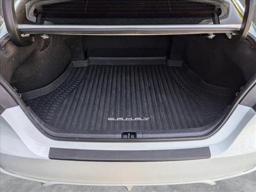 2024 Toyota Camry Hybrid SE