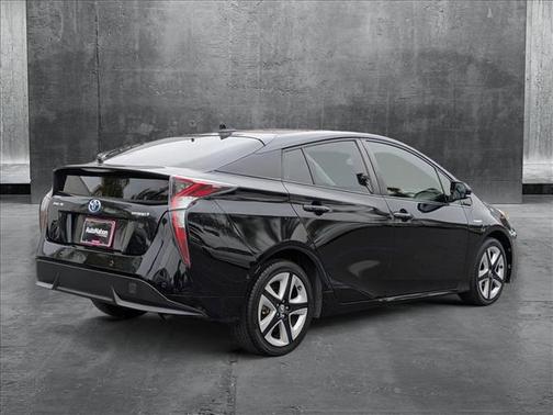 2017 Toyota Prius Three Touring