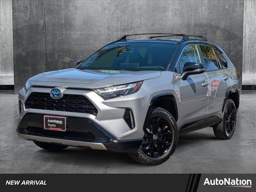 2024 Toyota RAV4 Hybrid SE