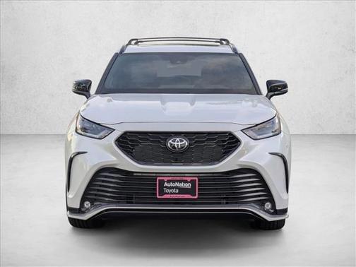 2026 Toyota Highlander XSE