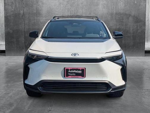 2025 Toyota bZ4X XLE