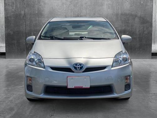 2010 Toyota Prius III