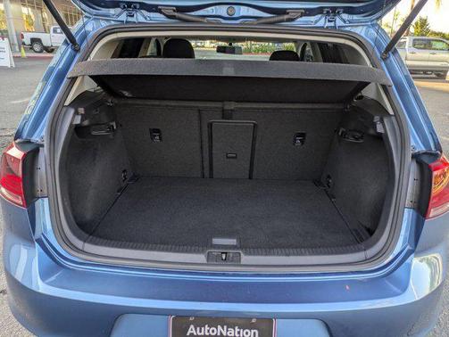 2016 Volkswagen e-Golf SE