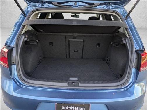 2016 Volkswagen e-Golf SE