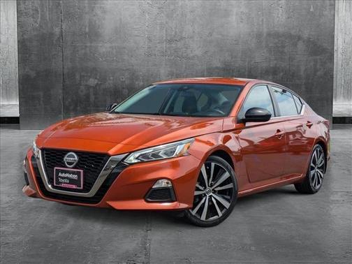 2021 Nissan Altima SR FWD
