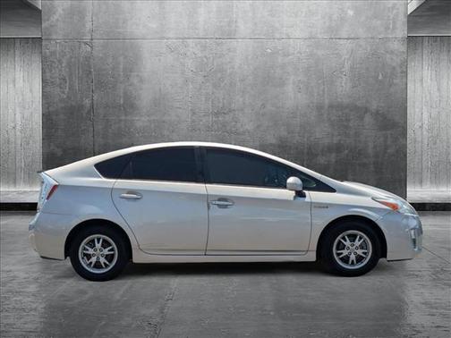 2010 Toyota Prius IV