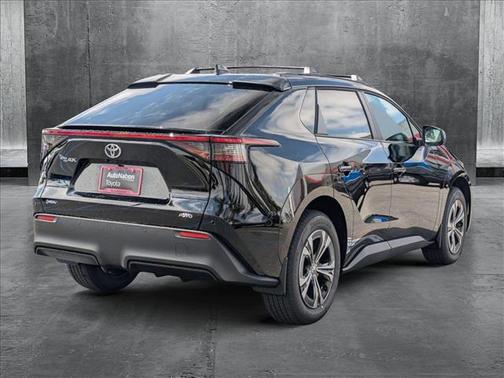2025 Toyota bZ4X XLE