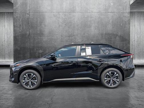2025 Toyota bZ4X XLE