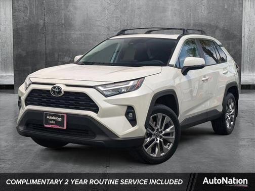 2022 Toyota RAV4 XLE Premium