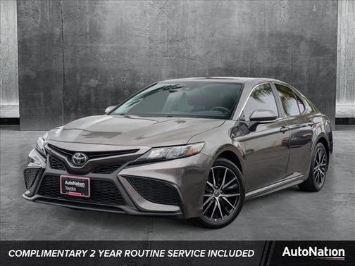 2024 Toyota Camry SE