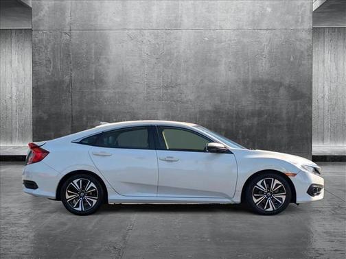 2018 Honda Civic EX-L w/Navi