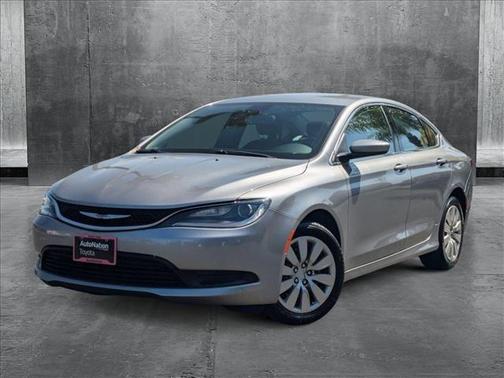2016 Chrysler 200 LX