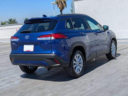 2022 Toyota Corolla Cross LE