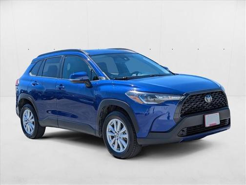 2022 Toyota Corolla Cross LE