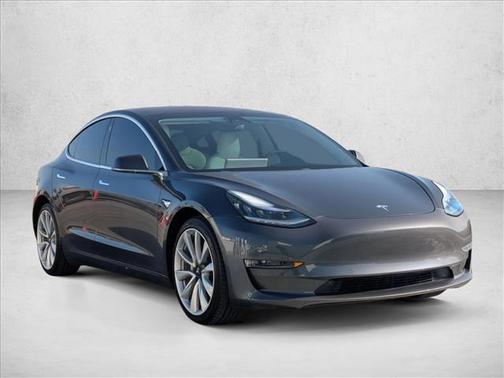 2018 Tesla Model 3 Long Range