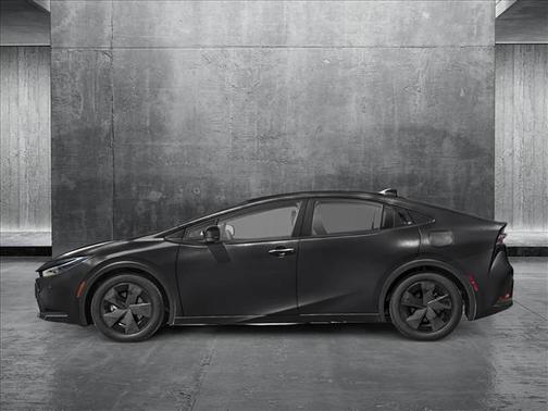 2025 Toyota Prius L
