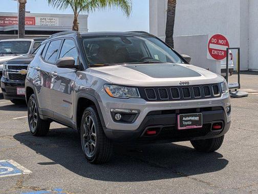 Billet Silver Metallic Clearcoat 2019 Jeep Compass Trailhawk