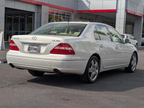 2005 Lexus LS 430 Base