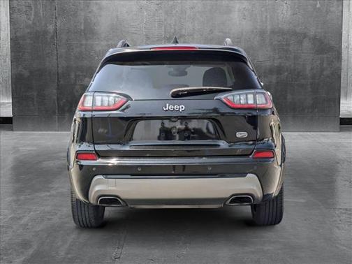 2019 Jeep Cherokee Overland