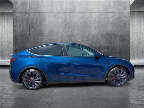 2024 Tesla Model Y Performance Dual Motor All-Wheel Drive