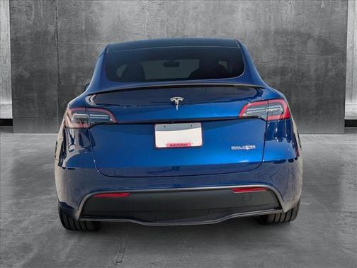 2024 Tesla Model Y Performance Dual Motor All-Wheel Drive