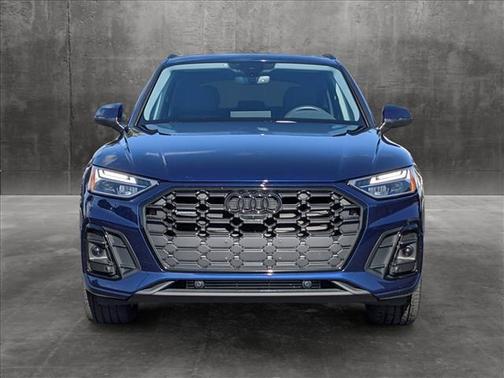 Photo 2 of 26 of 2022 Audi Q5 45 S line quattro Premium