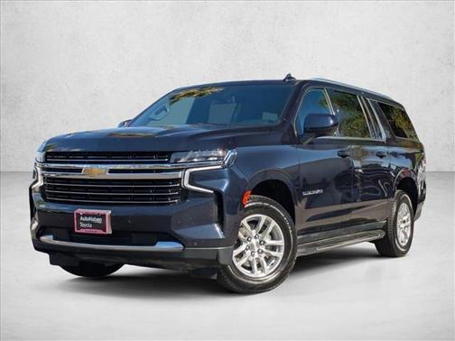 2023 Chevrolet Suburban LT