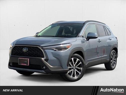 2024 Toyota Corolla Cross XLE
