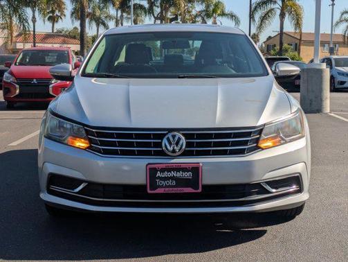 2017 Volkswagen Passat 1.8T SE
