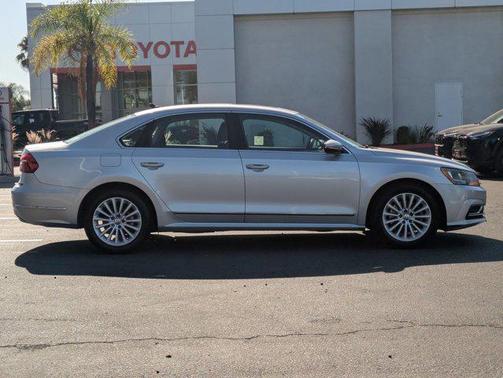 2017 Volkswagen Passat 1.8T SE