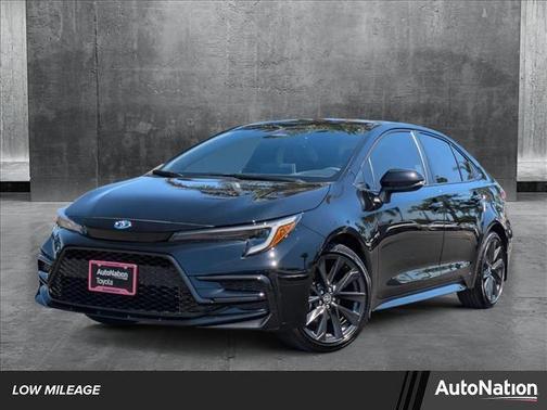 2025 Toyota Corolla Hybrid SE